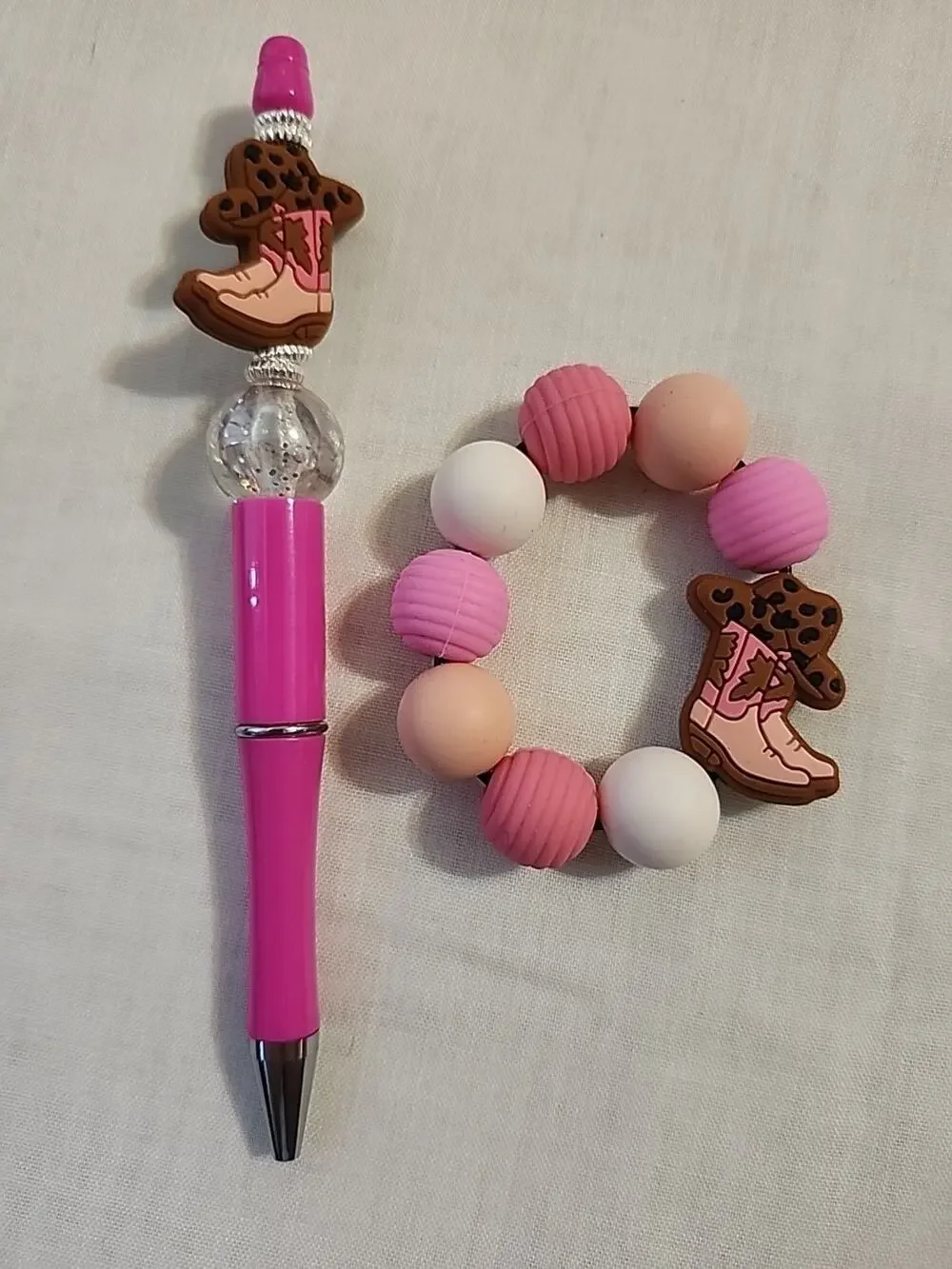 Bead Pen & Cup Charm Matching Combo Pink & Brown Cowgirl Boot Silicone Beads